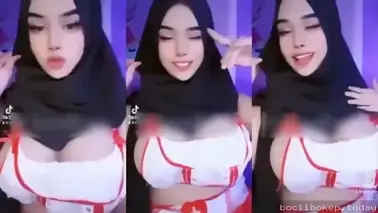 Cewek Cantik Cosplay Suster Nakal Super Sange poster