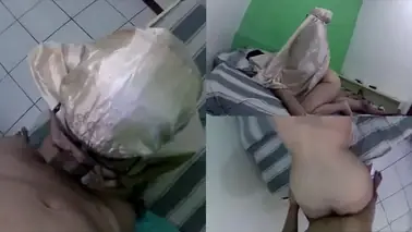 Istri Tetangga Montok Pasrah Digarap Saat Pakai Mukena poster