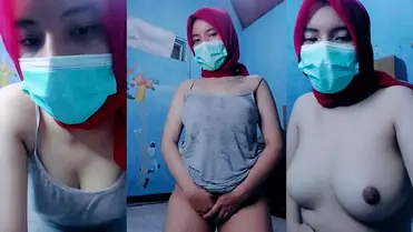 ABG Jilbab Merah Pakaian Tembus Pandang poster