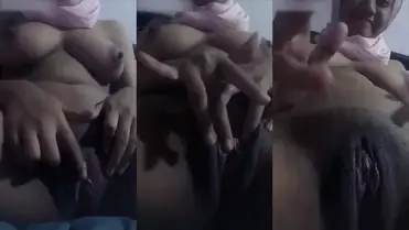 Gadis Hijab Pipi Tembem Minta Digarap Sampai Becek poster